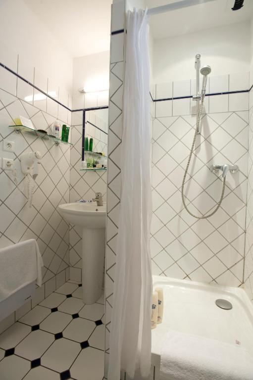Le Vieux Chateau Aiguines Room photo