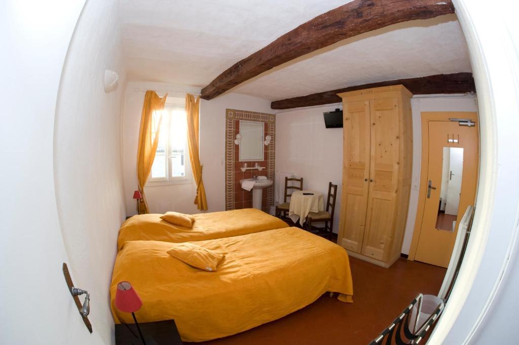 Le Vieux Chateau Aiguines Exterior photo